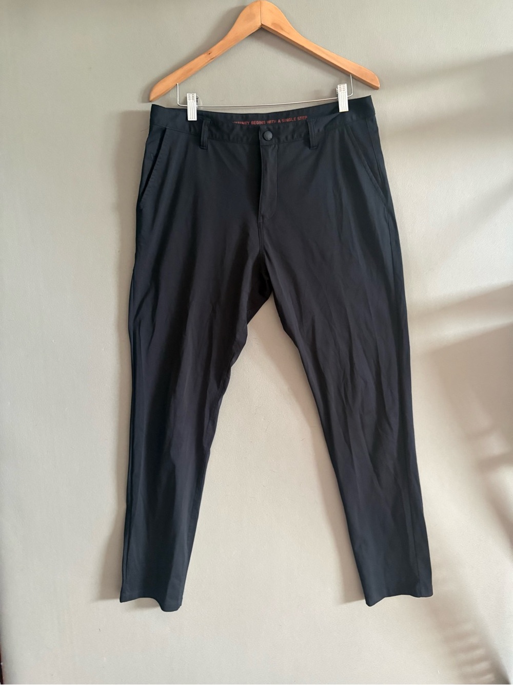 RHONE Commuter Pants Classic Straight Leg Performance Men's 34x32" Black